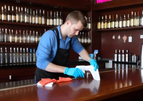 Les risques sanitaires des infestations de nuisibles dans les bars : ce que vous devez savoir